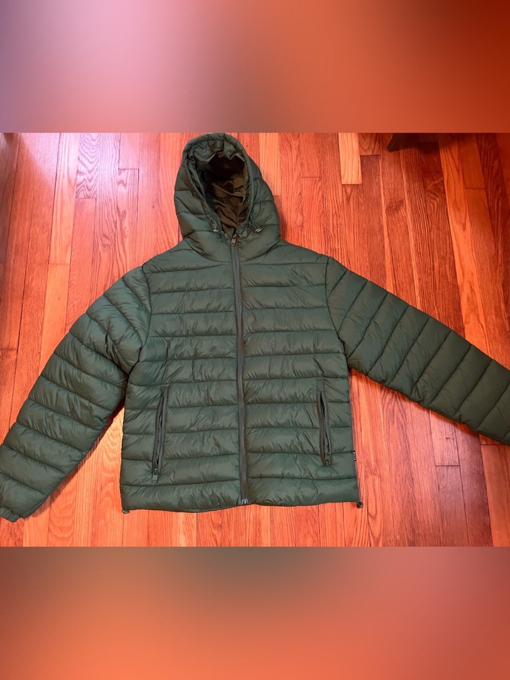 RUXEN Lightweight Hooded Puffer Jacket in Green NWOT
